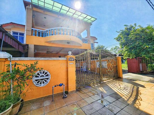 (MURAH/FREEHOLD) 2 Storey Renovated Bandar Tasik Kesuma 1