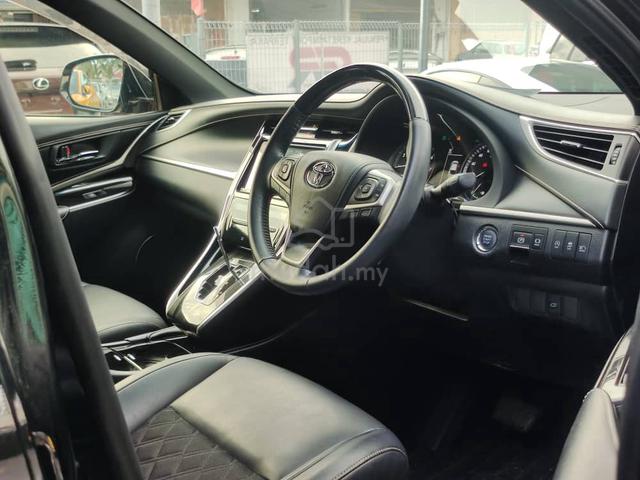 2020 Toyota HARRIER PREMIUM 2.0 (A) ready stock - 3