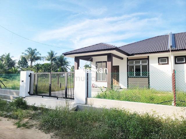 (Hutan Pasir,Ketereh) Semi-d 1 Tingkat Jenis Anggerik 4