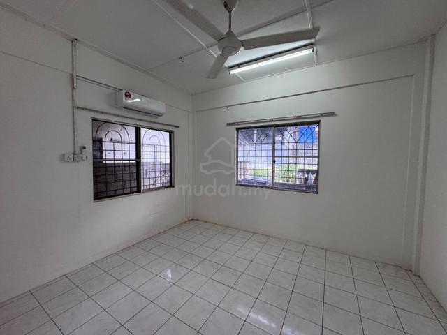 Kolombong Master Room 1