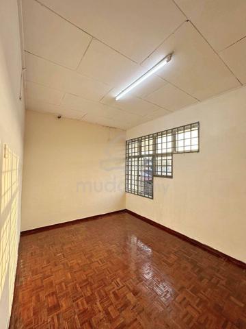 Saleng Tmn Muhibbah Jln Jambu @ 2 Storey House 18x60sqft 5