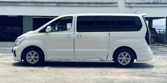 2017 Hyundai GRAND STAREX ROYALE DELUXE 360Android - 3