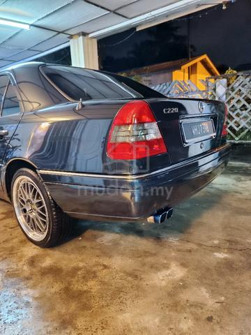 1995 Mercedes Benz 220E 2.2 W124 (A) - 5