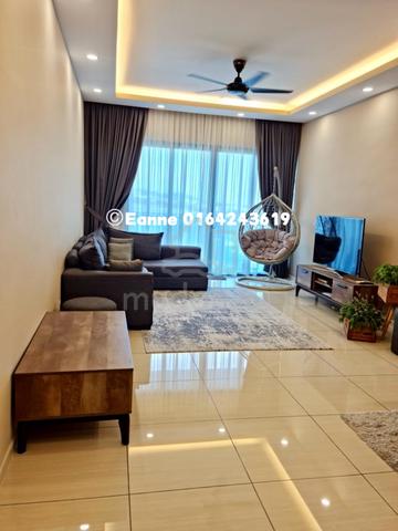 Queens Residences Q1 @ Queens Waterfront 1