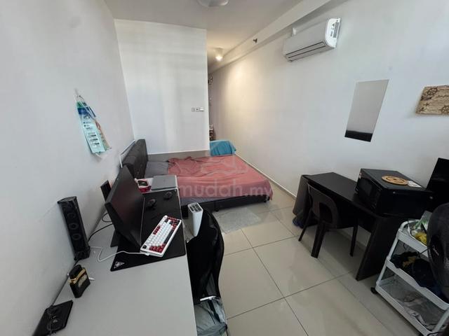 Centrestage Designer Suite 1