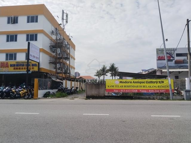 Agriculture Land Beside main road at Jalan Panjang Melaka 1