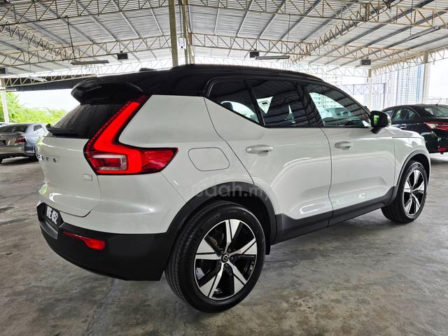2021 Volvo XC40 1.5 RECHARGE T5 (A) - 4