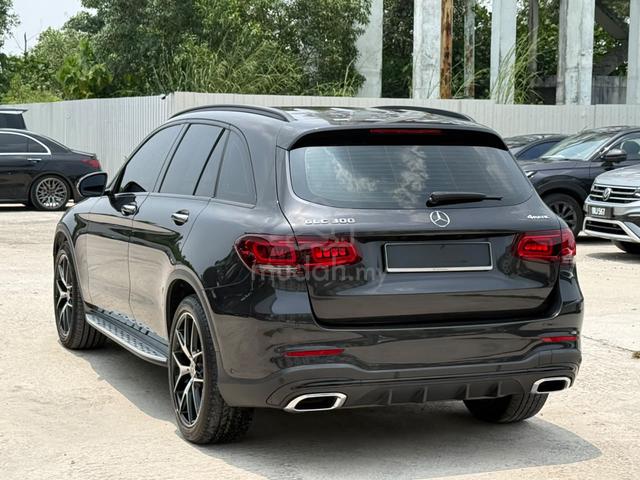 80K KM⭐2021 Mercedes Benz GLC 300 2.0 4MATIC AMG - 4
