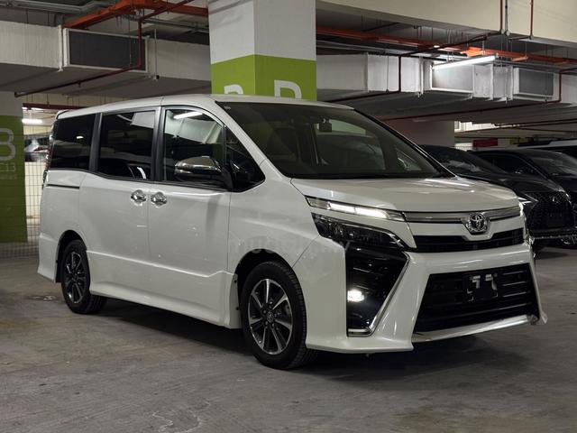 2021 Toyota VOXY 2.0 ZS KIRAMEKI 3 - 2