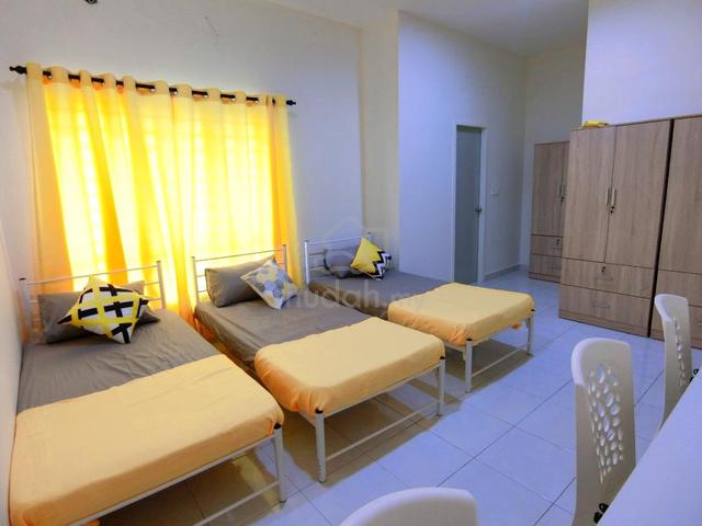 Fully Furnished Selangor Puncak Alam Room For Rent 1