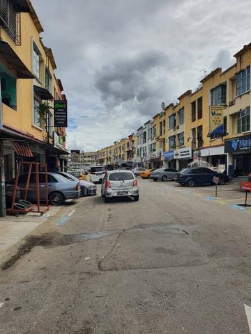 Nusa Bestari Ground floor Shoplot Unblock view  For Sales 1