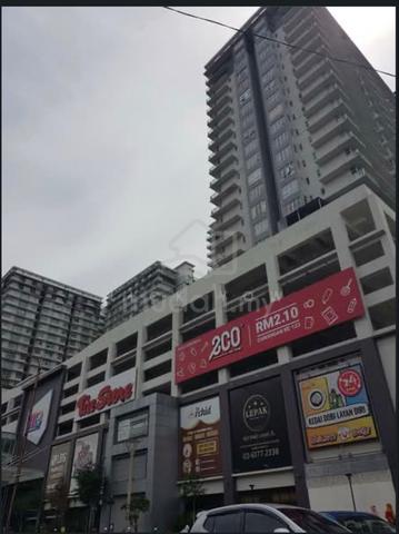 M3 Residency- medium room for rent 1