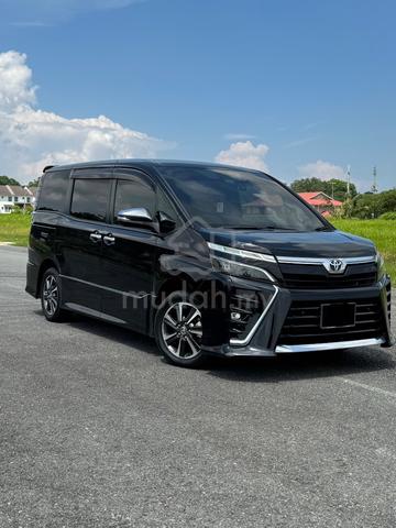 2019 Toyota VOXY 2.0 ZS KIRAMEKI II (A) - 2