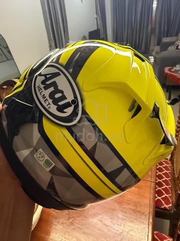 Arai Signet-X Dyno Yellow Full Face Helmet + Cover - photo 5 of 6