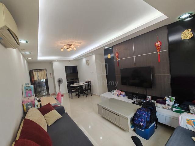 Indah Court Apartment (Bukit Indah) 1