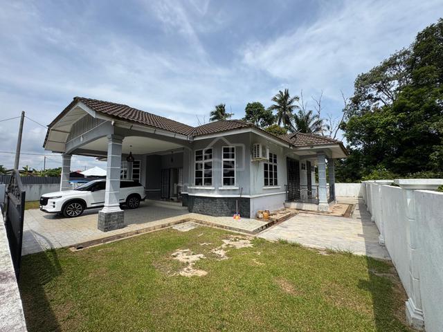 Banglo Corner Balok Chengal Lempong 1