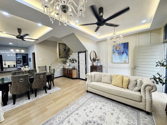[FULLY RENO] Pulai Mutiara End Lot Free Facing 1