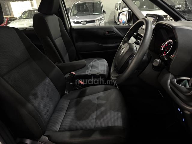 TOYOTA NOAH X(a)UNREG 2022*2 POWER DOOR/7 SEATER - 4