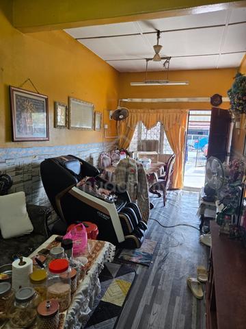 Rumah Teres Setingkat, Taman Perwira , sijangkang 1