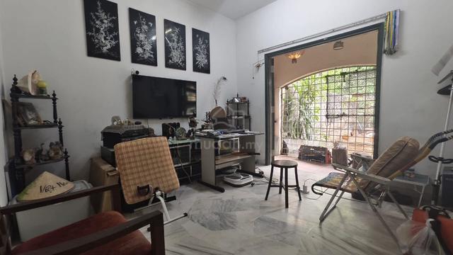 Double Storey Taman Melawati 22x75 4rooms 3 bathrooms Freehold 1