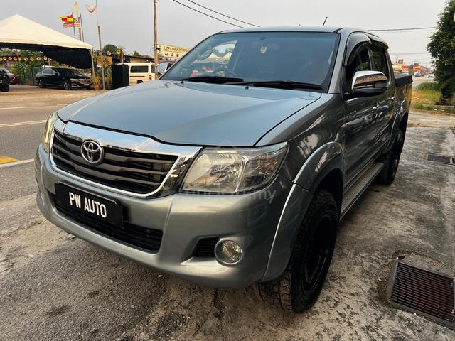 Toyota HILUX 2.5(A)VIGO D/C G D4D 4spd 4X4 pickups - 2