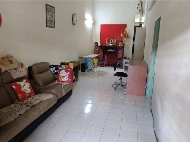 Puteri Wangsa @ Ulu Tiram AAA condition Single Sty For Sale  1