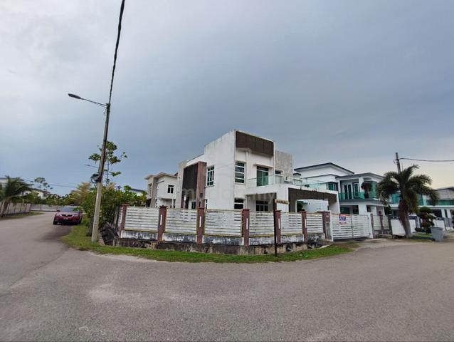 Melaka Paya Rumput Perdana Freehold Corner Bungalow 1