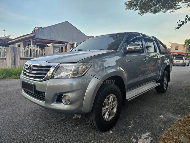 2012 Toyota HILUX 2.5 G (A) - 2