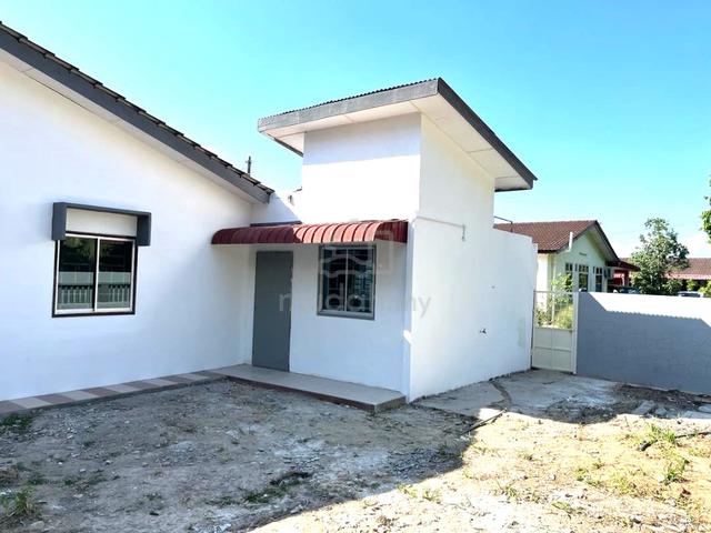 Renovated Single Storey Corner Lot Huge 3500 Sqft Land At Tmn Ria