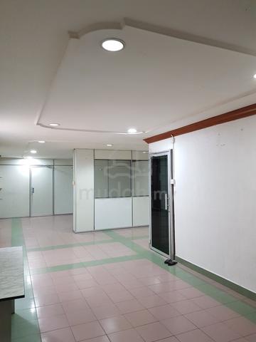 1st Floor Shop office at busy commercial  centre 1