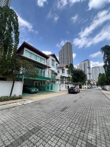 Bayrocks / Sunway South Quay / Subang Jaya 《Below Market Value》 1