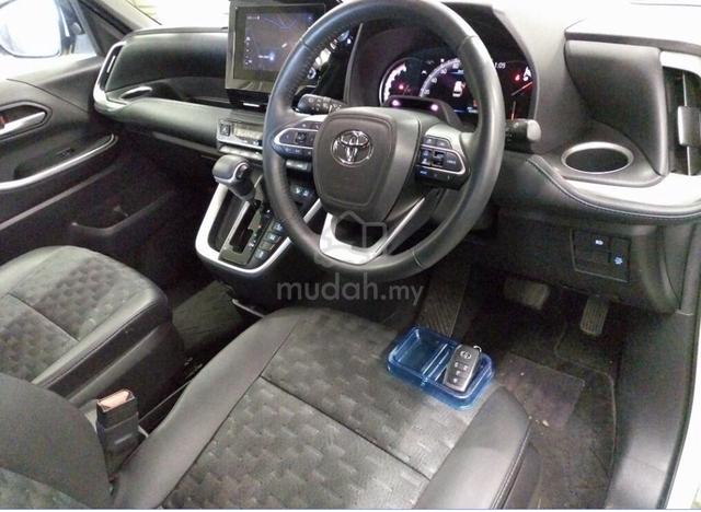 2022 Toyota VOXY 2.0 S-Z (A) 3 HID POWER BOOT - 4