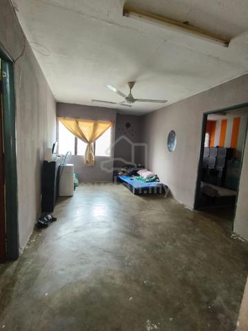 Seri Kembangan Apartment (Bkt Beruntung) 1