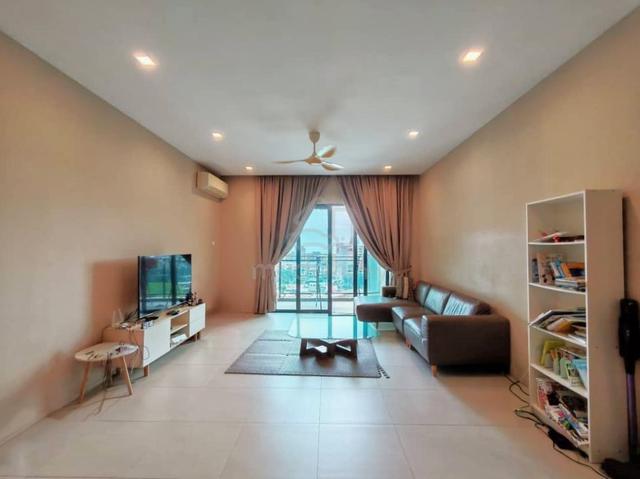 Mira Residence 1