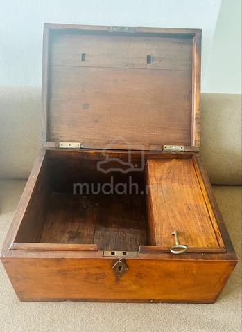 Carousel Image