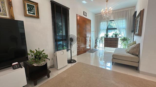 Full Furnished Diamond Garden 2 storey house Taman Semarang in Dengkil 1