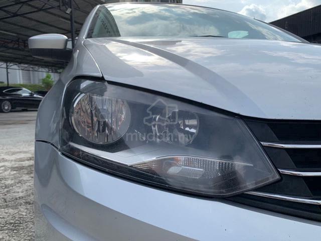 2017 Volkswagen Vento 1.2 Highline FULL SERVICE - 3