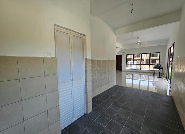 Rumah Teres 2 Tingkat Salak Tinggi Sepang FREEHOLD 3