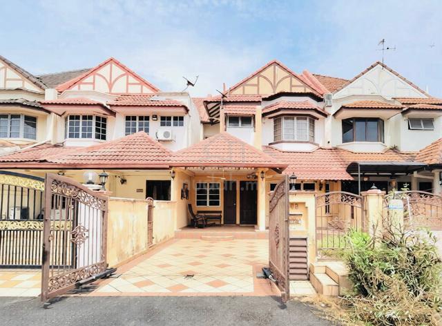 (MURAH CANTIK BESAR 22X75) Double Storey USJ 11 Subang Jaya 1