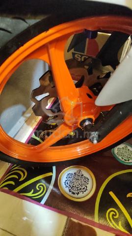 Carousel Image