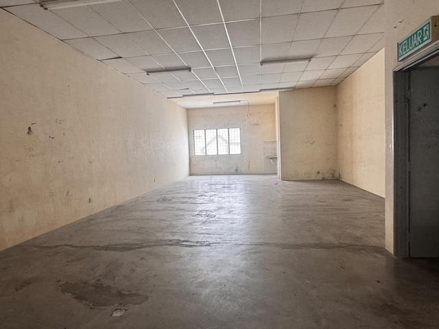 First Floor Office Jalan Kasuarina Bandar Botanic Klang For Rent 1