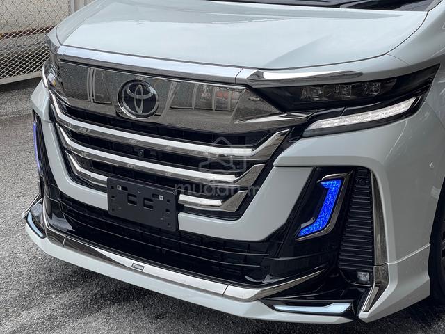 BLACK INTERIOR 2023 Toyota VELLFIRE 2.4 Z PREMIER - 2