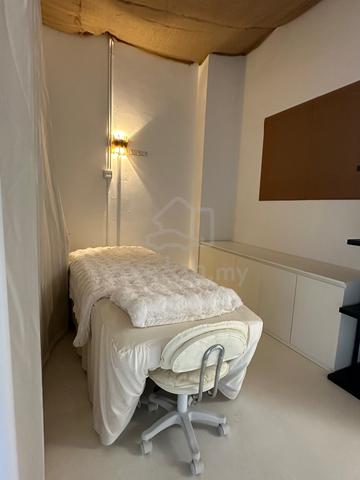 Beauty Room for rent 1