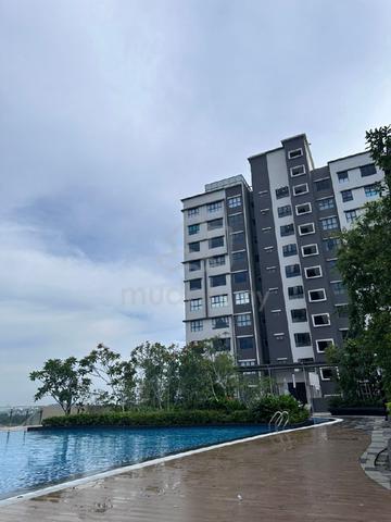 Arena Residences 2 @ Warisan Puteri 1