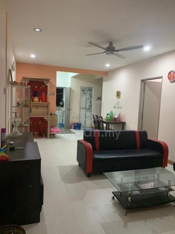 Puchong Utama Court 1 1