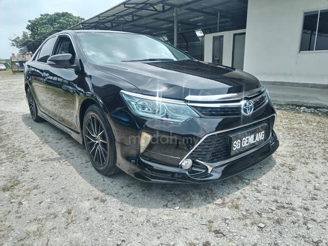 2015 Toyota Camry 2.5 Hybrid , ONE Owner only - 4