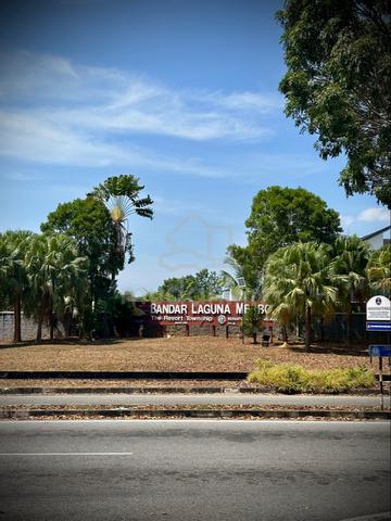 Bandar Laguna Merbok 1
