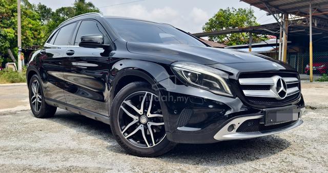 2014 M.Banz GLA-CLASS 1.6 200 boleh loan kedai - 1