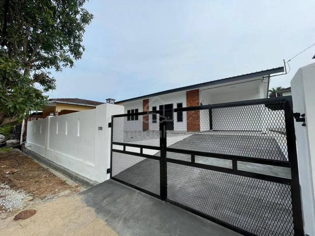 SEWA MUR4H Banglo Cantik di Kg Sirusa, Port Dickson 1