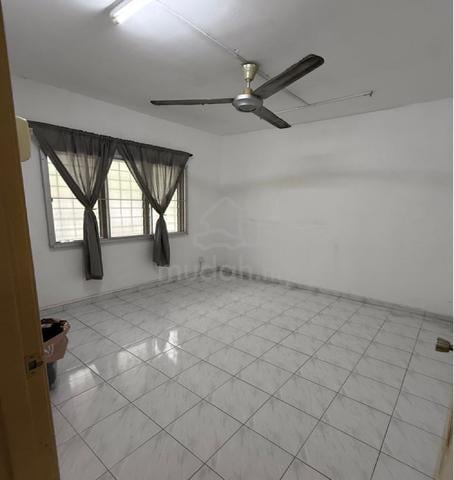 Pangsapuri Seri Suria (Sunway Semenyih) 1